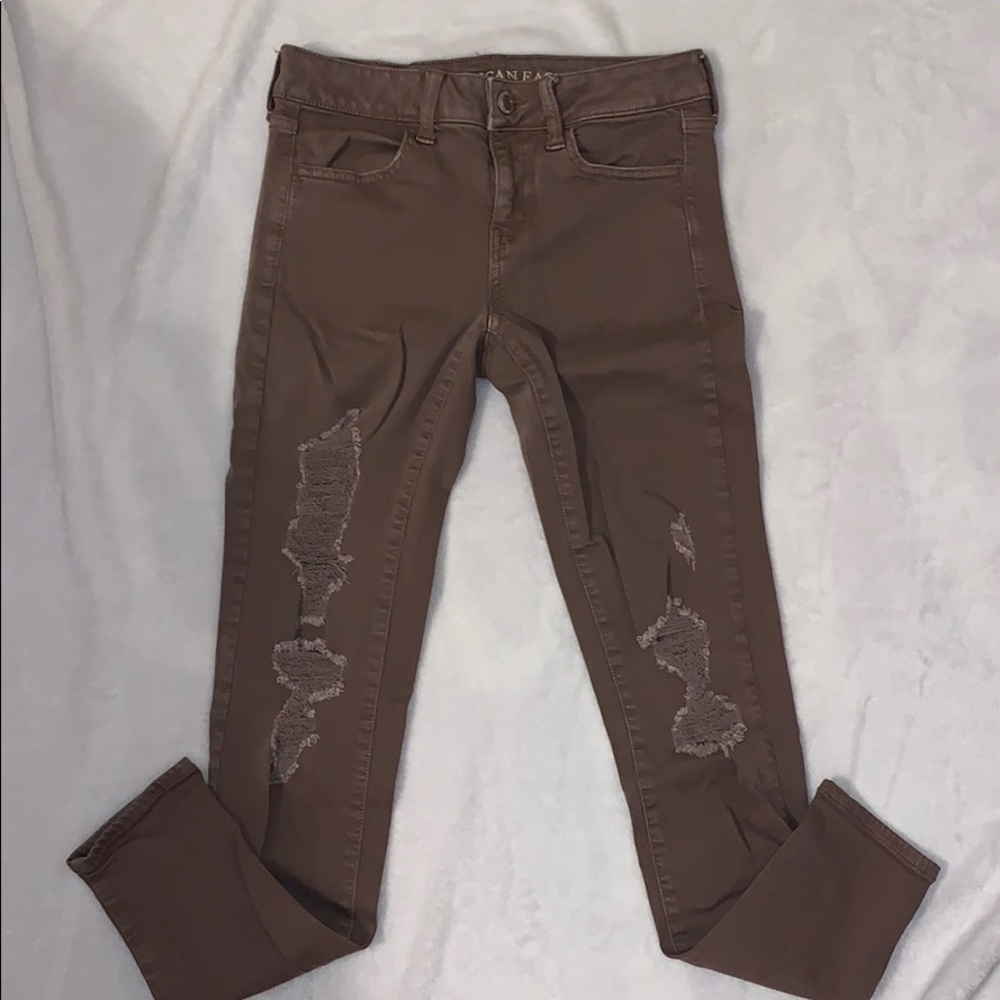 Ripped Jegging Jeans